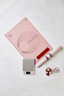 By Ditte Julie Silikonemåtte - Premium Bageudstyr til Nem Rengøring og Holdbarhed -Møbelbutik 3990 05d1575d 781b 411c bd7c 8bbbca3141a8