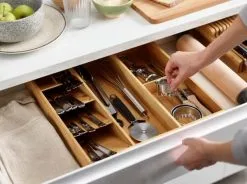 Joseph Joseph DrawerStore Bestikindsats - Organiser dit bestik effektivt -Møbelbutik 3990 18e29cfd b099 4e3f 8e99 fb0fd7f7f818