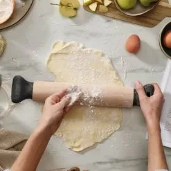 Joseph Joseph Grip-Pin Ergonomisk Kagerulle - Perfekt til Bagning 9 Joseph Joseph Grip-Pin Ergonomisk Kagerulle - Perfekt til Bagning -Møbelbutik 3990 1bc1dbac 3886 4e17 9242 f36cc61b6453