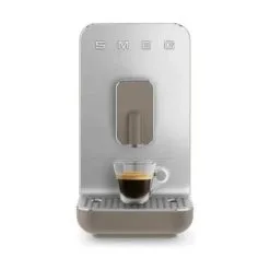 Smeg 50's Style Fuldautomatisk Espressomaskine BCC01TPMEU