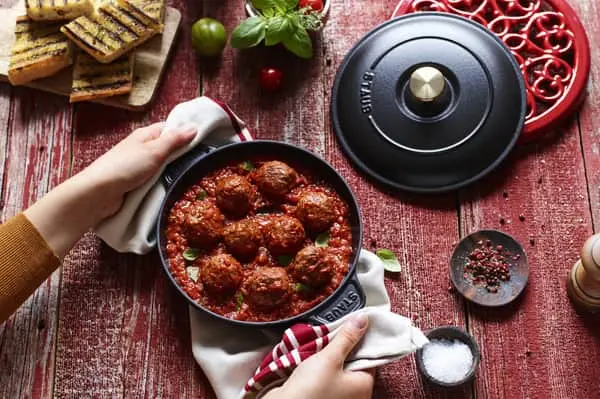 Staub Ovnfast Fad M. Låg 4 Staub Ovnfast Fad M. Låg - Billede 2