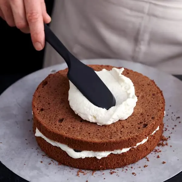 Staub Dejskraber | Højkvalitets Bageudstyr til Perfekt Dej 4 Staub Dejskraber | Højkvalitets Bageudstyr til Perfekt Dej - Billede 2