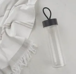 Yummii Yummii Denmark Vandflaske M. Låg -Møbelbutik 3990 966e053d d9e9 46fe 8378 afa66b70767b