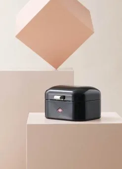 Wesco Singlegrandy Brødkasse - Elegant og praktisk madopbevaring -Møbelbutik 3990 97d2acdf 275e 4373 9076 a055d97e0023