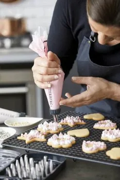 Blomsterbergs Tyllesæt - 24 Dele | Professionelt Bageudstyr til Dekoration -Møbelbutik 3990 a270d629 ee31 4c3c 992e 84cf9690439c