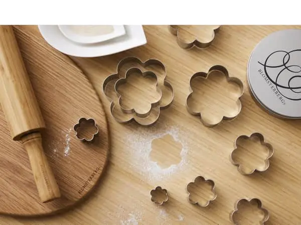 Blomsterbergs Udstikkersæt - 9 Dele | Premium Bageforme til kreativ bagning 4 Blomsterbergs Udstikkersæt - 9 Dele | Premium Bageforme til kreativ bagning - Billede 2