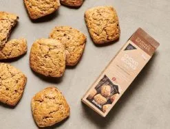 MALUUND Choko Scones Karton - Nem Bageblanding til Perfekte Scones -Møbelbutik 3990 a7fa6c7a 7c7d 4a8b 9119 0220d4e22292