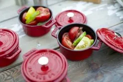 Staub Mini Cocotte 10 Staub Mini Cocotte -Møbelbutik 3990 aad546e4 7c2c 438a 8d12 c799277ae7f7