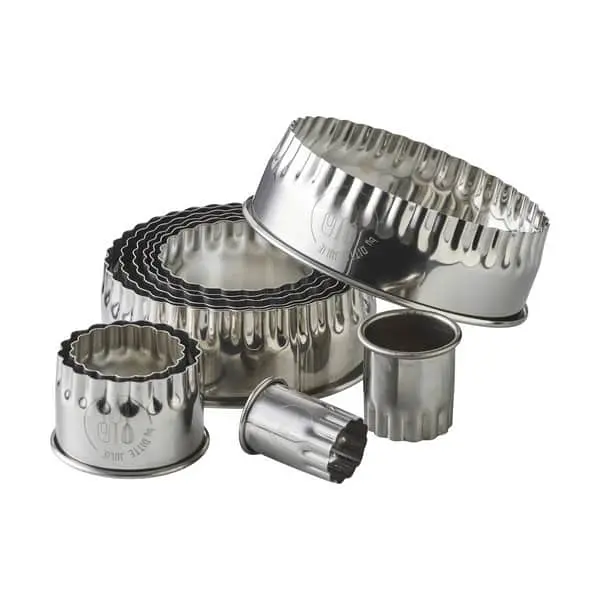 By Ditte Julie Bølget Udstikkersæt - 11 Stk. | Professionelt Bageudstyr til Perfekte Kager 3 By Ditte Julie Bølget Udstikkersæt - 11 Stk. | Professionelt Bageudstyr til Perfekte Kager