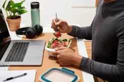 OXO Prep & Go Madkasse - Praktisk og holdbar madopbevaring -Møbelbutik 3990 cd9bdf88 d88f 4d67 b544 247b53837ac4