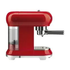 Smeg 50's Style Espressomaskine ECF01RDEU -Møbelbutik 3990 e71c6865 fd90 4d96 94d5 65bccd232f2a