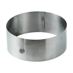 By Ditte Julie Kagering - Elegant og stilfuld bageform til perfekte kager