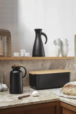 Eva Solo Silhouette Termokande -Møbelbutik 3990 ea1668da e158 421d bd5b feec17fbbdcf