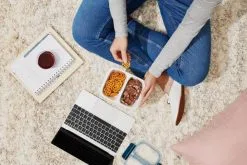 OXO Prep & Go Opdelt Beholder - Praktisk Madopbevaring og Organisering -Møbelbutik 3990 f1b9fffb eb8b 471b 8af6 72e8e2728522